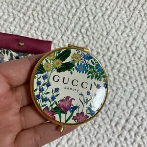 Gucci Beauty Floral Compact Mirror